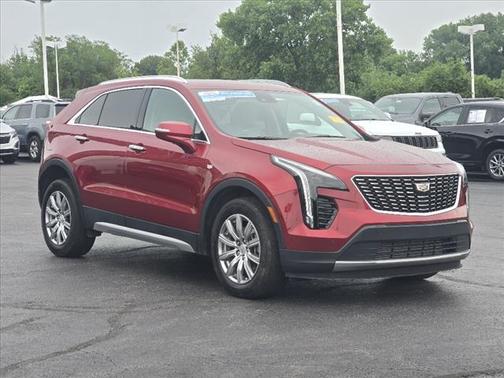 2022 Cadillac XT4 Premium Luxury