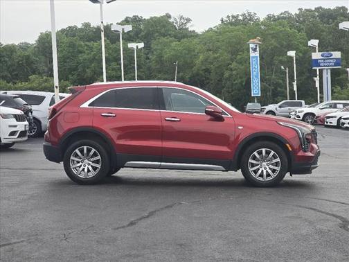 2022 Cadillac XT4 Premium Luxury