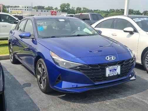 2023 Hyundai ELANTRA SEL