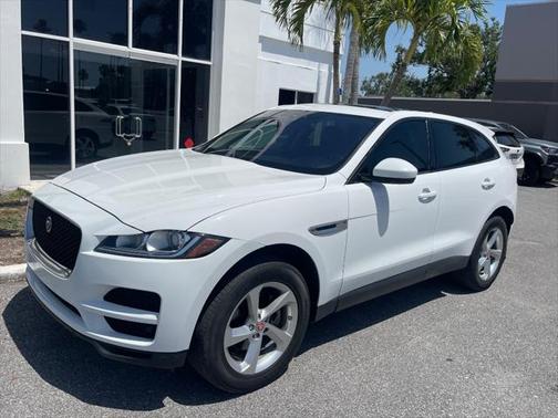 2018 Jaguar F-PACE 25t Premium