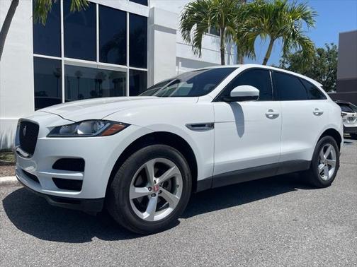 2018 Jaguar F-PACE 25t Premium