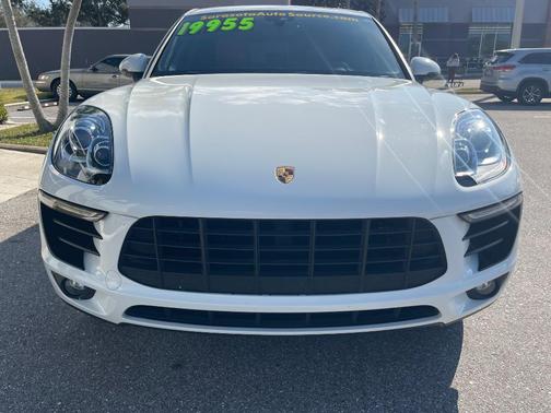 2018 Porsche Macan Base