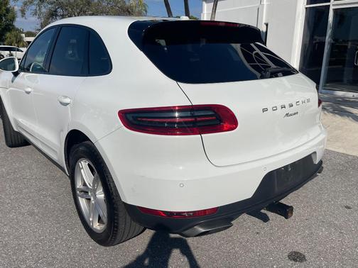 2018 Porsche Macan Base