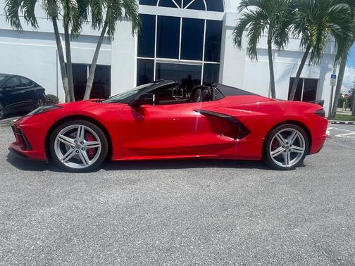 2024 Chevrolet Corvette Stingray w/2LT
