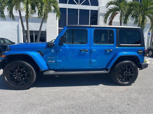 2023 Jeep Wrangler 4xe Sahara