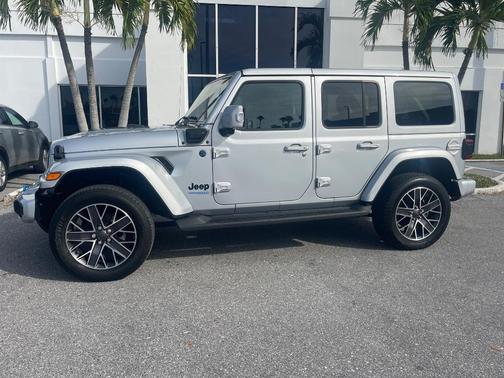 2022 Jeep Wrangler Unlimited 4xe Sahara High Altitude