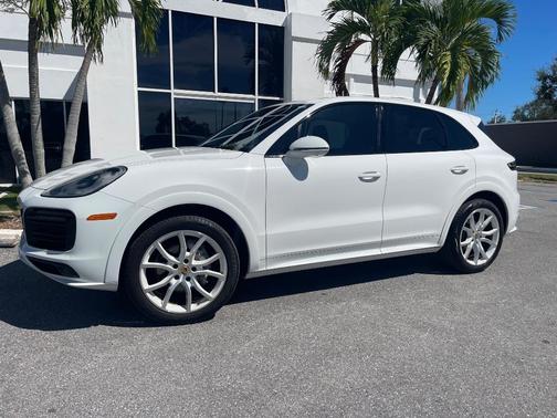 2019 Porsche Cayenne Cayenne