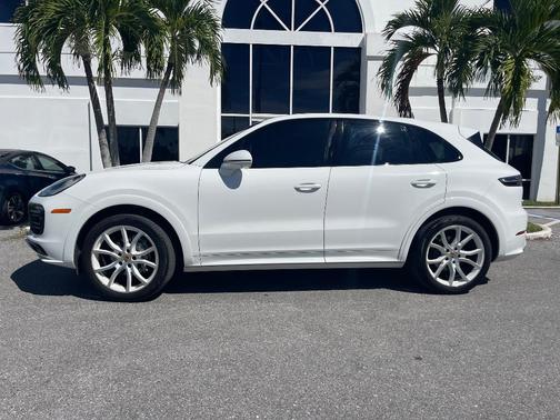2019 Porsche Cayenne Cayenne