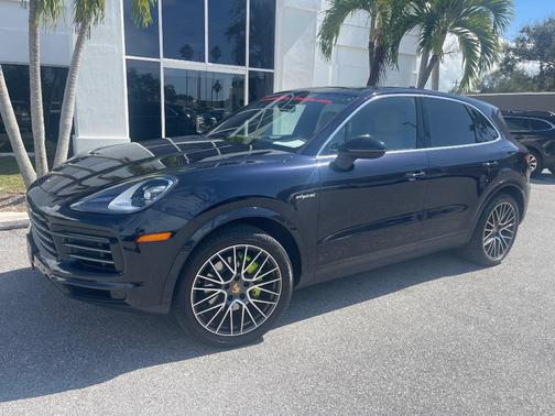 2019 Porsche Cayenne Cayenne