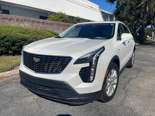 2023 Cadillac XT4 Luxury