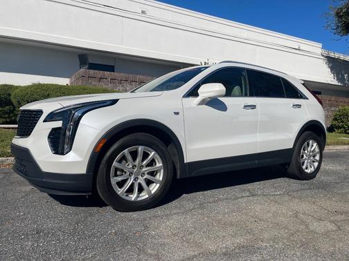 2023 Cadillac XT4 Luxury