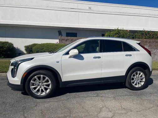 2023 Cadillac XT4 Luxury