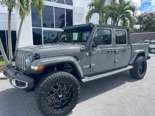 2021 Jeep Gladiator Overland
