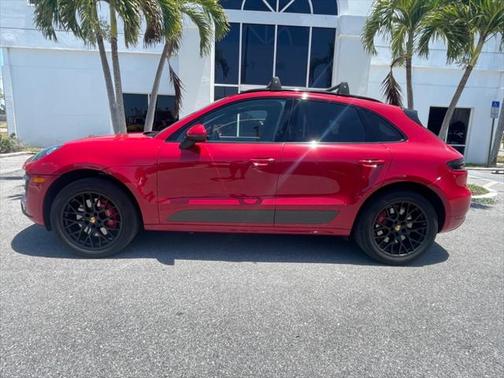 2018 Porsche Macan Turbo