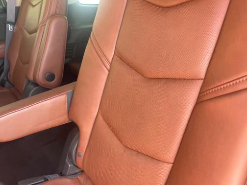 2015 Cadillac Escalade Luxury