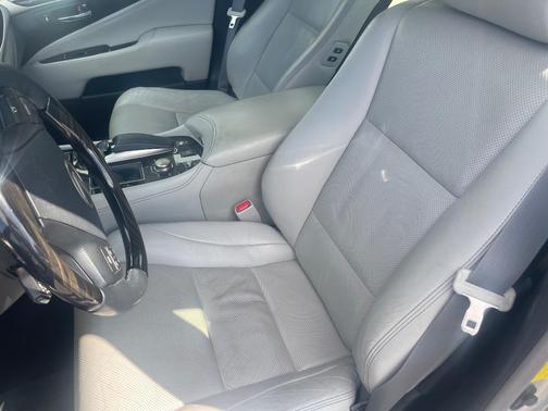 2013 Lexus LS 460 Base