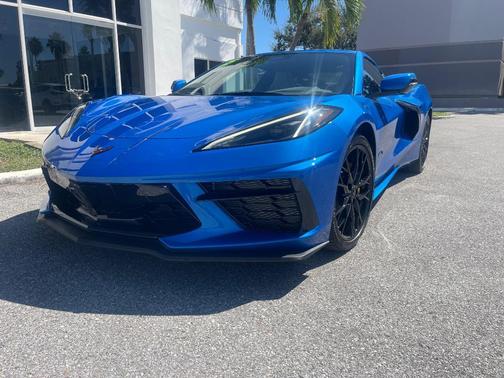 2025 Chevrolet Corvette Stingray w/1LT
