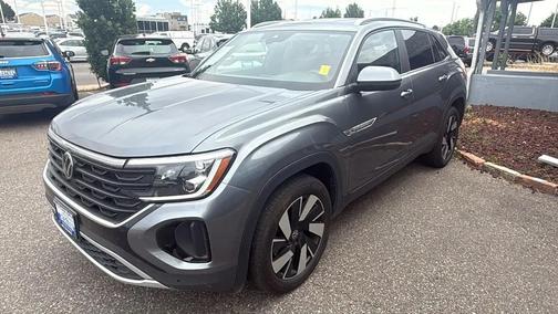 2024 Volkswagen Atlas Cross Sport 2.0T SE w/Technology 4MOTION