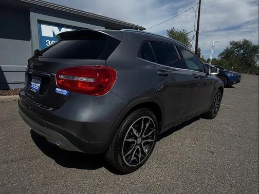 Gray 2015 Mercedes-Benz GLA-Class GLA 250