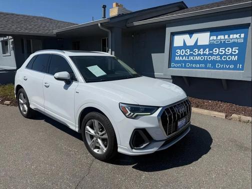 2019 Audi Q3 2.0T S line Premium Plus
