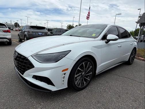 Quartz White 2021 Hyundai SONATA Limited