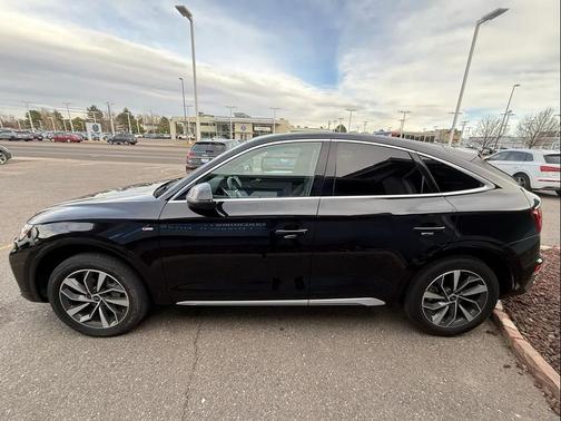 2023 Audi Q5 45 S line Premium