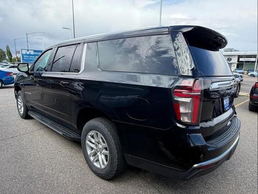 Black 2024 Chevrolet Suburban LT