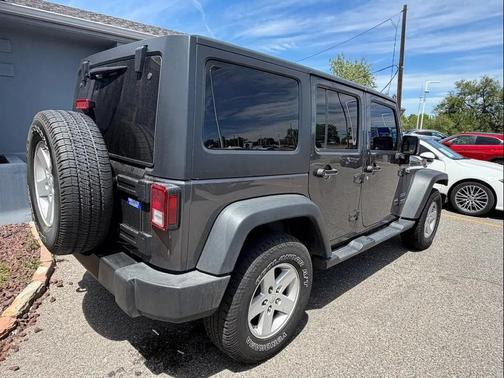 Granite Crystal Metallic Clearcoat 2017 Jeep Wrangler Unlimited Sport