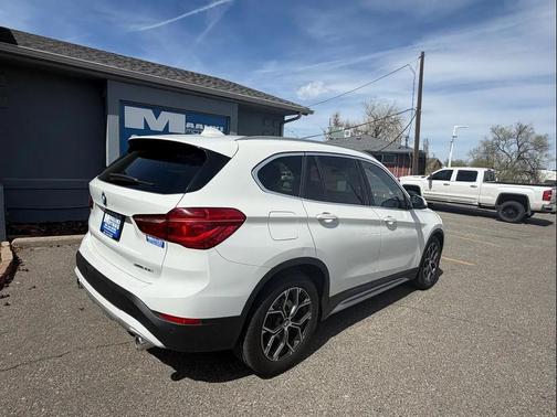 Alpine White 2021 BMW X1 xDrive28i