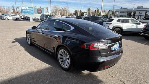 2016 Tesla Model S 70D