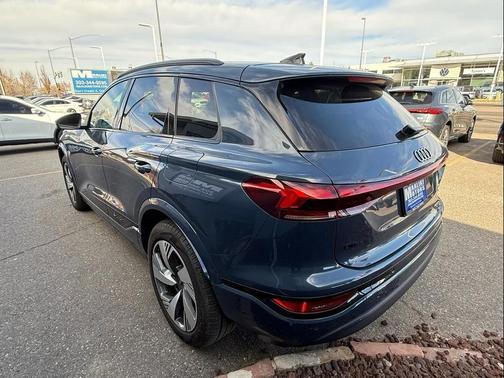 2025 Audi Q6 e-tron Premium Plus quattro