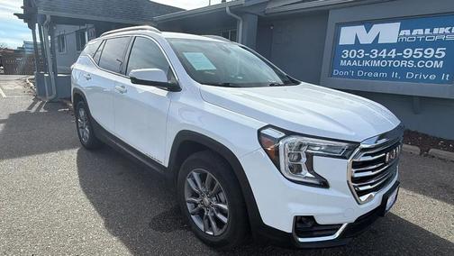 2024 GMC Terrain SLT