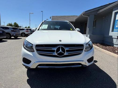 White 2018 Mercedes-Benz GLC 300 4MATIC