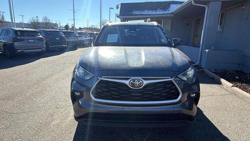 2023 Toyota Highlander XLE