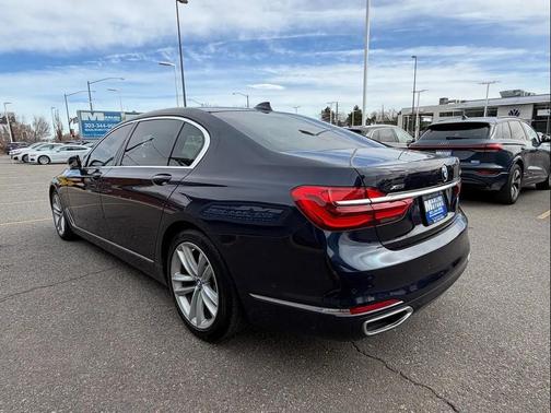 2016 BMW 750 i xDrive