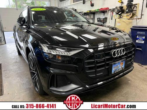 Mythos Black Metallic 2023 Audi Q8 55 Prestige