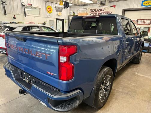 Lakeshore Blue Metallic 2024 Chevrolet Silverado 1500 RST
