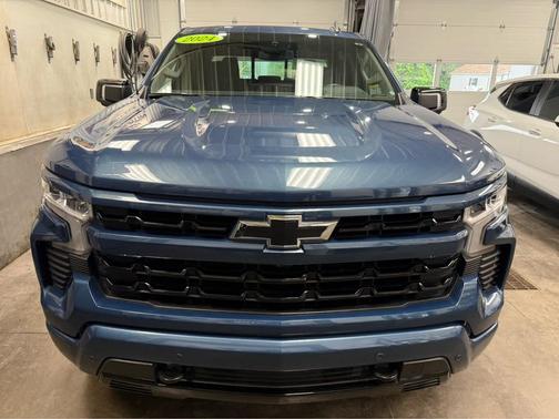 Lakeshore Blue Metallic 2024 Chevrolet Silverado 1500 RST