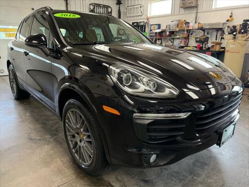 2018 Porsche Cayenne Platinum Edition