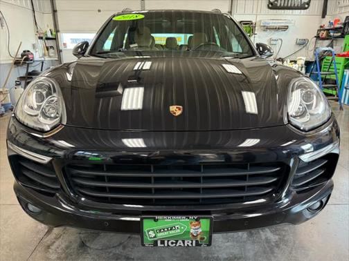 2018 Porsche Cayenne Platinum Edition