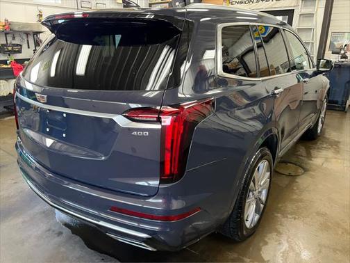 2025 Cadillac XT6 Premium Luxury AWD