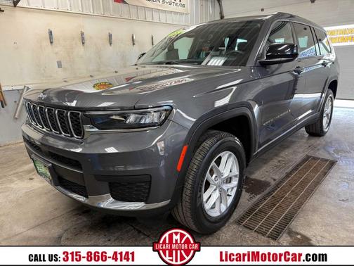 2022 Jeep Grand Cherokee L Laredo
