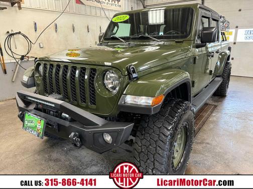 2022 Jeep Gladiator Sport S