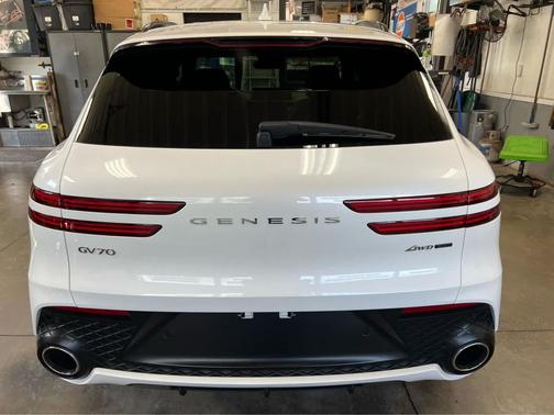 2024 Genesis GV70 3.5T AWD Sport