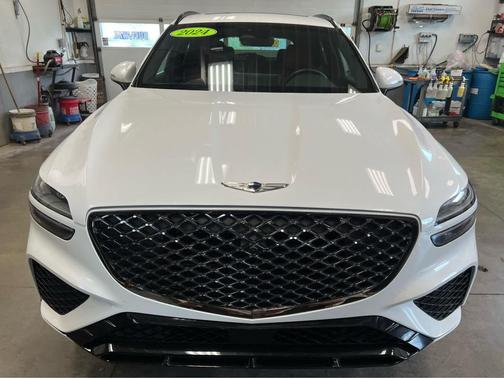 2024 Genesis GV70 3.5T AWD Sport