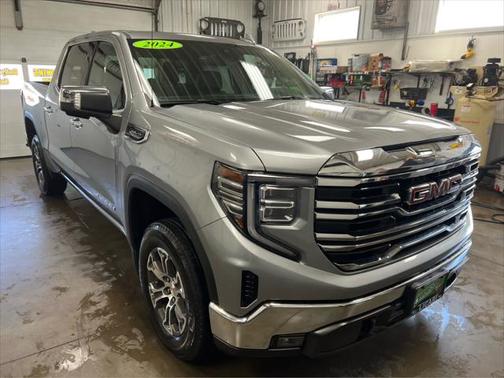 2024 GMC Sierra 1500 SLT