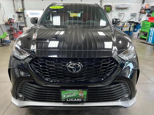 2024 Toyota Highlander XSE