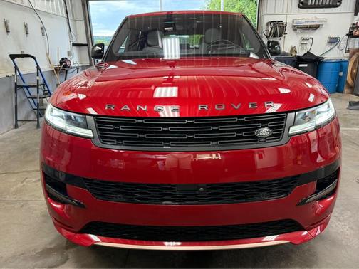 2023 Land Rover Range Rover Sport SE