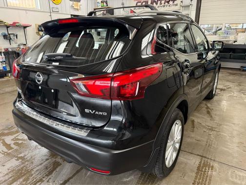 2018 Nissan Rogue Sport SV