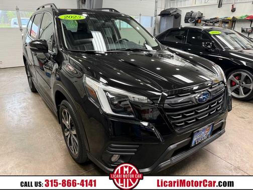 Crystal Black Silica 2023 Subaru Forester Limited